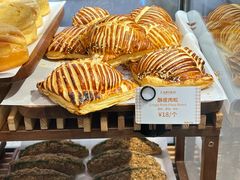 -CARINO BAKERY&CAFE(人广来福士店)