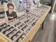 -康利眼镜·蔡司战略合作店(龙泉书房店)