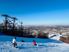 -庙香山滑雪场