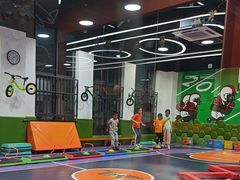 -趣动熊运动发展中心(乐坊校区)