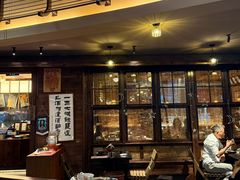 -瑞虹新天地月亮湾