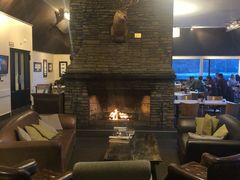 -Lake Hawea Hotel