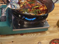 -黔二妞地摊火锅(龙华清湖店)