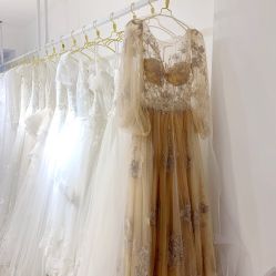 -Flora婚纱礼服定制租赁店