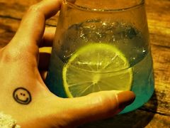 -城墙外BAR