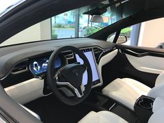 -TESLA 特斯拉(上海太古汇体验店)