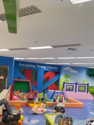 -孩子王童乐园(德州万达店)