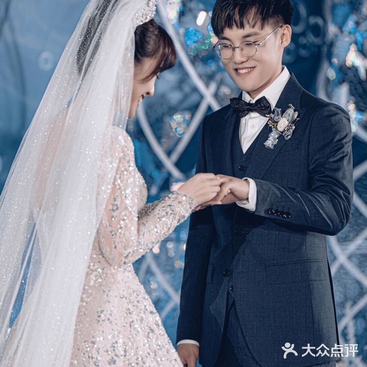 梦幻蓝色海洋风🌊在海底举办了一场婚礼