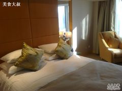 30楼豪华房间-上海新锦江大酒店