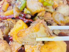 -牛一嘴·兰州牛肉面·大盘鸡(财富中心店)