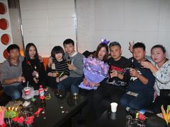 -欢乐空间KTV(奥山世纪城店)