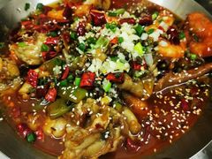 -捌贰虾蟹·江湖菜馆(江汉路店)