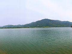 -十三陵水库