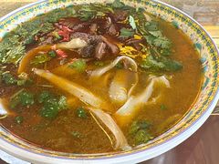 -金杨拉面王小吃面馆·牛三宝面·红烧牛肉粉