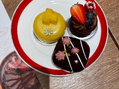 -咖啡苑自助餐厅·中国大饭店