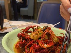 -靓虾二哥长沙地标小龙虾(五一广场店)