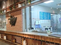 -宝燕海货工场(长江国际店)