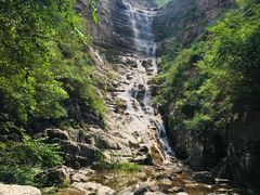 -大平台龙居瀑布旅游区