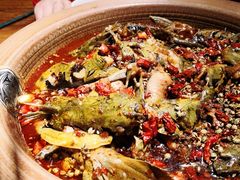 香辣黄辣丁-呱呱叫民俗风味主题餐厅(沣峪口店)