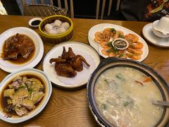 -粥王府 老广传家菜(东关街店)