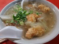 -六合夜市