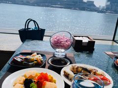鱼子酱-白天鹅宾馆·流浮阁咖啡厅