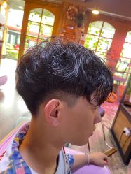 -青木造型HAIR·あおき髪を刈る潮人店