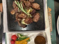 -伯顿西餐厅(厚街香榭丽店)