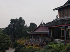 -峨眉山报国寺