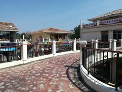 -亚龙湾亚泰商业街