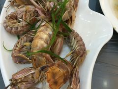 -覃记海鲜美食餐厅