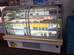 面包甜点陈列柜-一鸣真鲜奶吧(益乐路店)