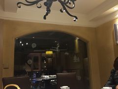 -粤港湾砂锅粥·宵夜(宝龙店)