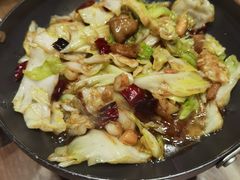 -俏湖兰·辣椒炒个肉(海沧店)