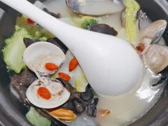 -港丽餐厅(杭大店)