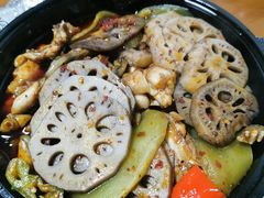 -臻鲜燕海鲜融合餐厅(金陵style店)