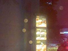 -麦当劳(国际社区店)