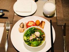 -海口绿发希尔顿酒店-田园汇自助餐·三文鱼·海鲜