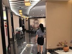 -康乃馨保健中心(第十一分店)