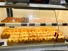 -HOT CRUSH趁热集合·现烤面包(环球港店)