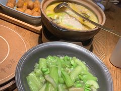 -蜜桃餐厅·伴山(湖滨商业街店)