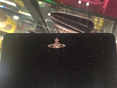 -Vivienne Westwood(上海来福士广场店)