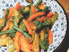 -蜜桃餐厅·伴山(绿宝广场店)