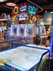 -卡通尼乐园(武汉凯德1818店)