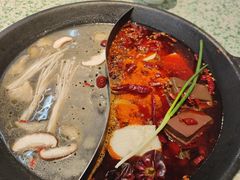 -肖婷姐大铁锅重庆火锅(南湖店)