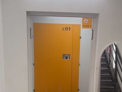 -安东易迷你自助仓储寄存仓库(顾戴路店)