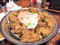 -8PINTS八品脱·日料·烧鸟·精酿小酒馆(莘庄店)