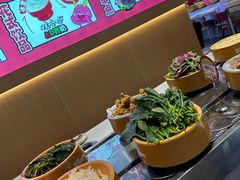 -龍歌自助小火锅(市北CBD万达店)