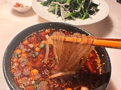 -初蓉丨遇见新川菜(亲贤街荣耀店)