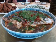 剁椒魚头-旭龙鱼头王(航华店)